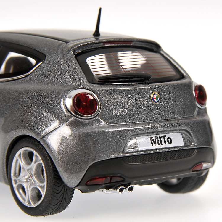 Alfa Romeo Mito (2009) Minichamps 400120801 1/43 