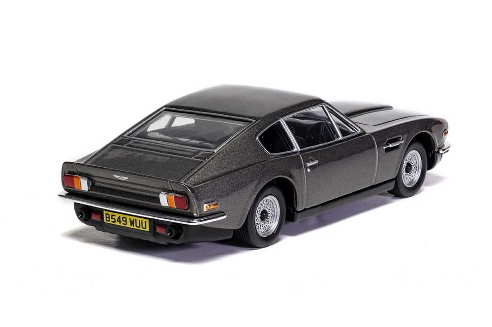 Aston Martin V8 Vantage - James Bond - 'No Time To Die' Corgi CC04805 1/36 