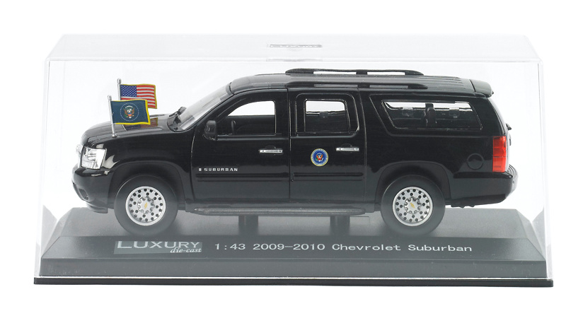 Luxury 675PS Chevrolet Suburban Blindado Presidencial (2009) Luxury 675PS 1/43