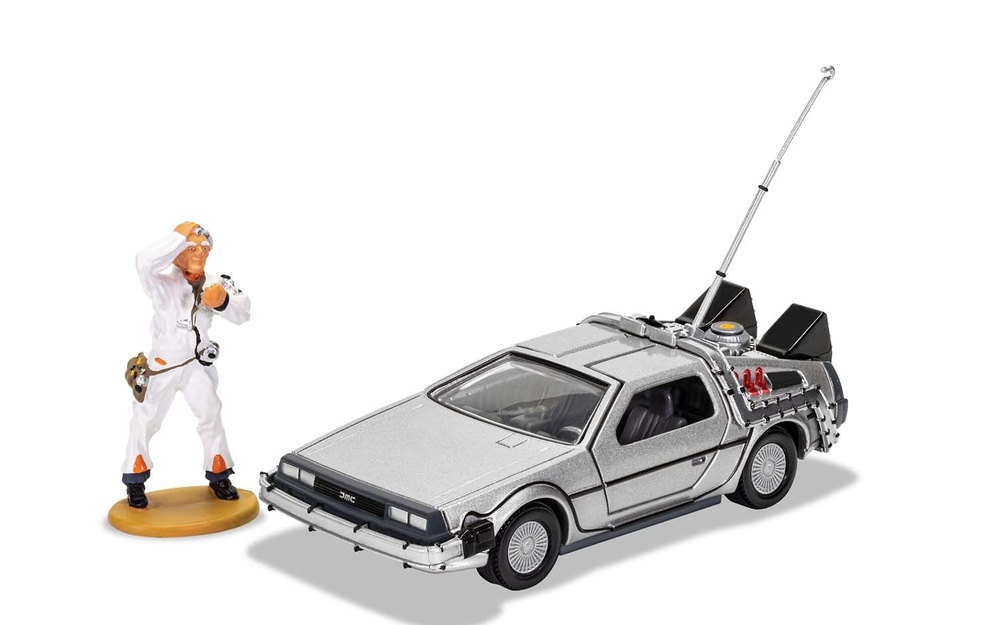 Miniatura DeLorean de la pelicula Regreso al Futurocon con figura de Doc Brown Corgi CC05503 