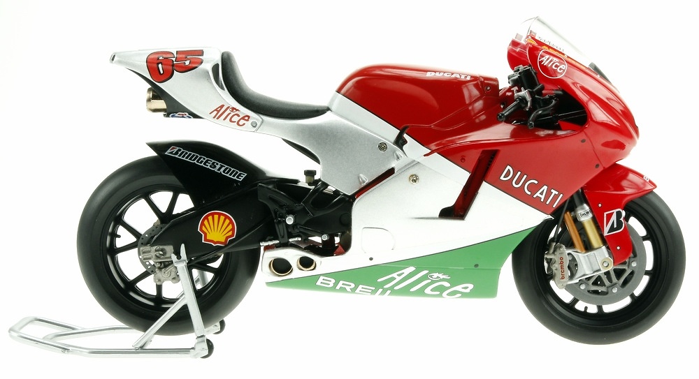 Ducati Desmosedici nº 65 Loris Capirossi (2006) Altaya MC02 1/12 