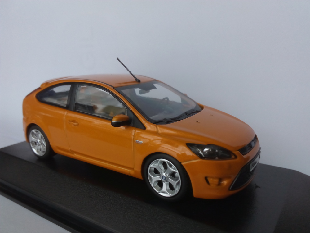 Ford Focus ST (2007) Minichamps 1:43 