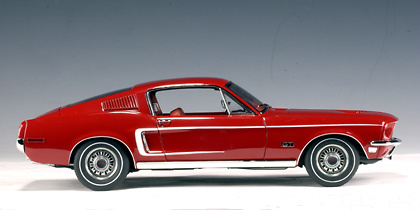 Autoart 72801 Ford Mustang GT 390 (1968) Autoart 1:18 color rojo