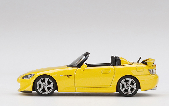 Honda S2000 CR (2000) TSM Model MGT00282-L 1/64 