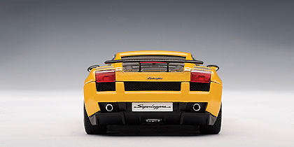 Lamborghini Gallardo Superleggera (2007) Autoart 54614 1/43 