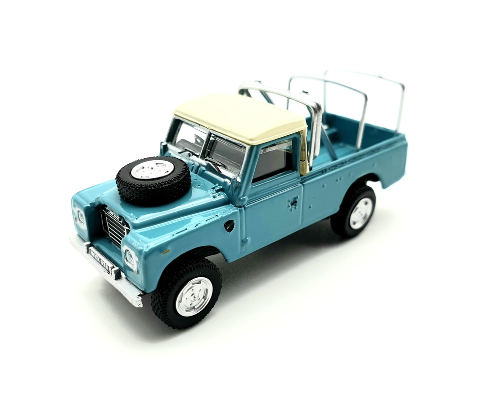 Land Rover 109 Serie 3 Pick-Up (1971) Cararama 52241 1/72 