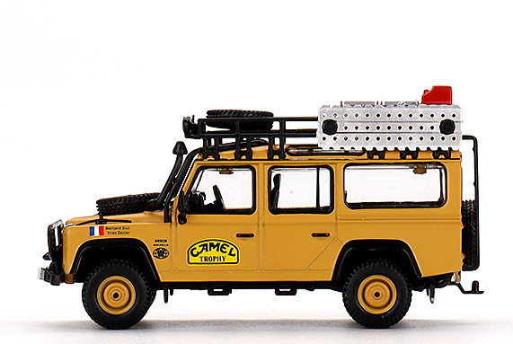 Land Rover Defender 110 Equipo Francés Camel Trophy Amazonia (1989) TSM 1/64 