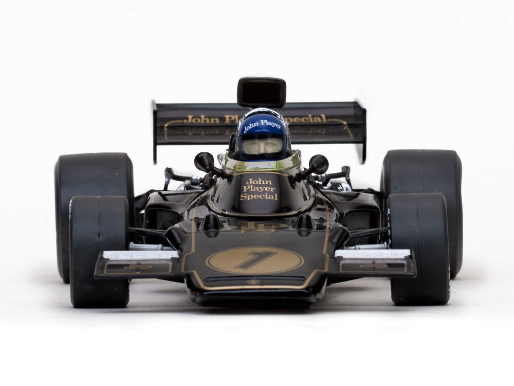 Lotus 72E 