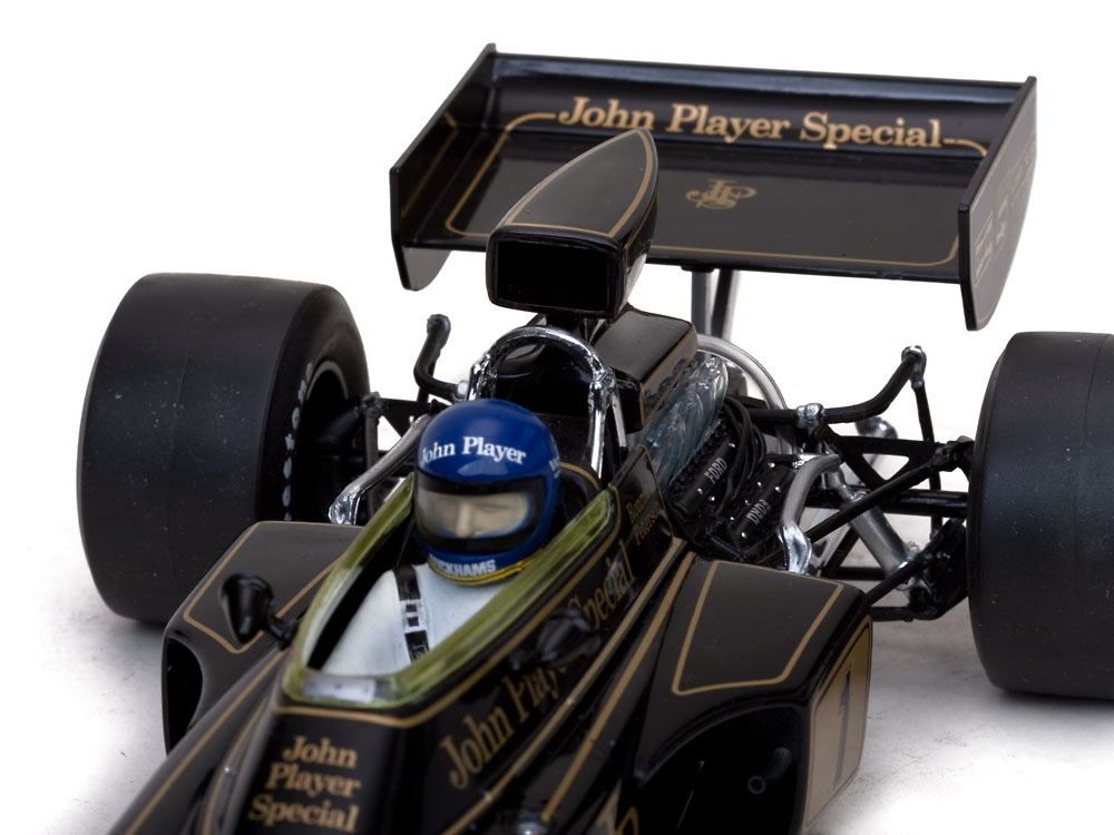 Lotus 72E 