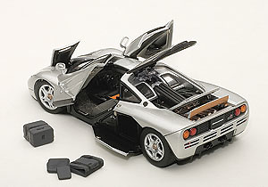 McLaren F1 (1992) Autoart 56001 1:43 