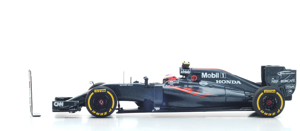 McLaren MP4-31 