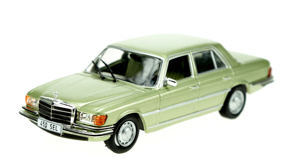 Mercedes 450 SEL -W116- (1972) White Box WB127 1:43 