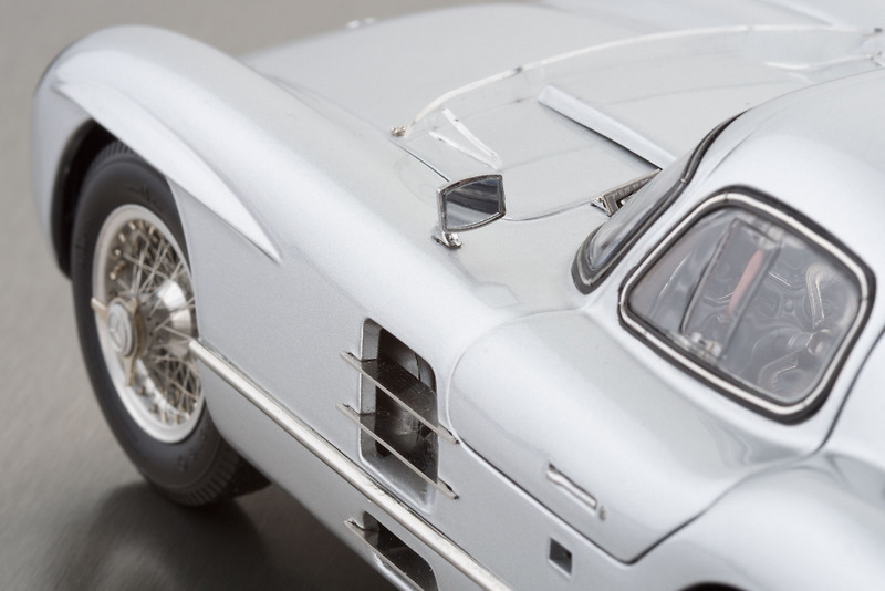 CMC M-088 Mercedes Benz 300 SLR Uhlenhaut Coupé (1955) CMC 1/18