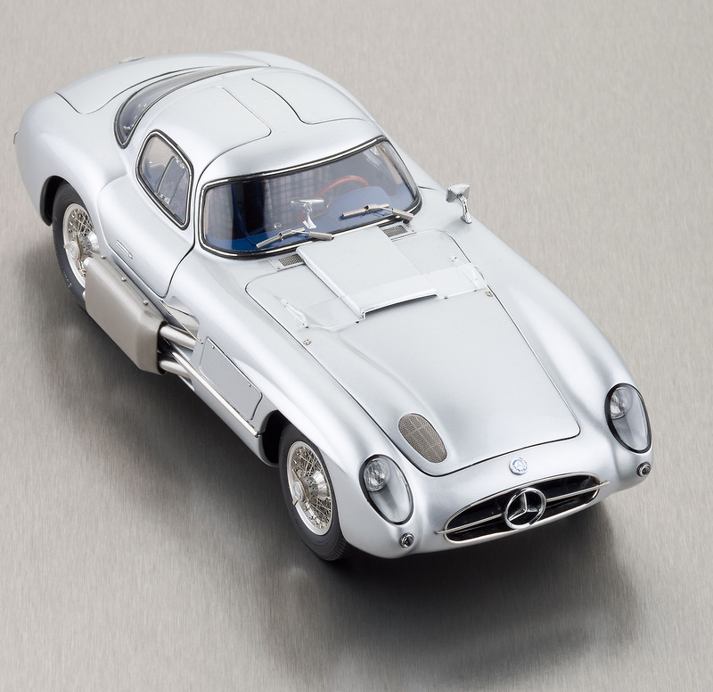 CMC M-088 Mercedes Benz 300 SLR Uhlenhaut Coupé (1955) CMC 1/18