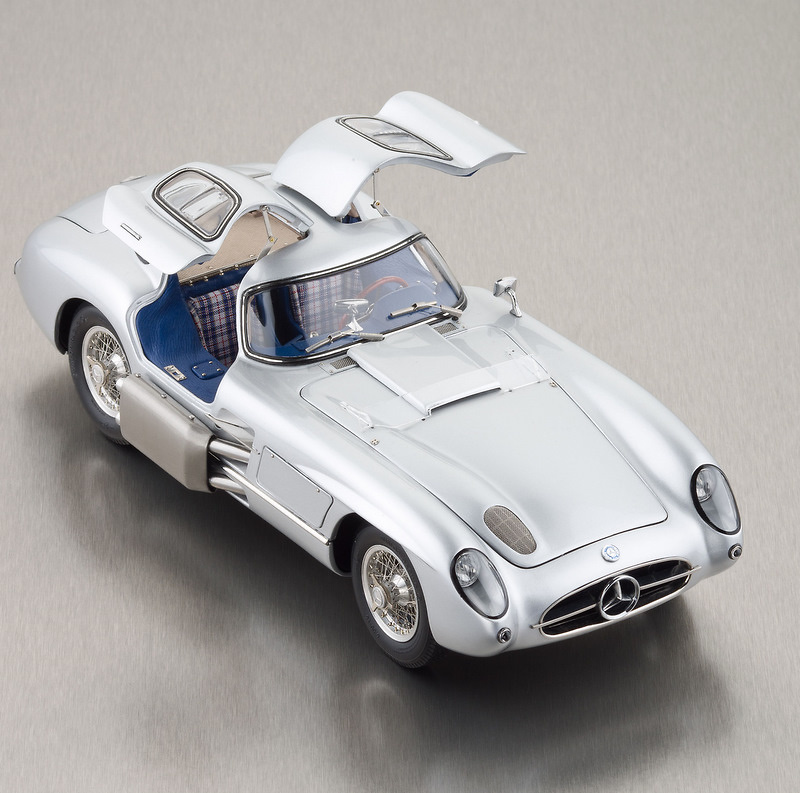 CMC M-088 Mercedes Benz 300 SLR Uhlenhaut Coupé (1955) CMC 1/18