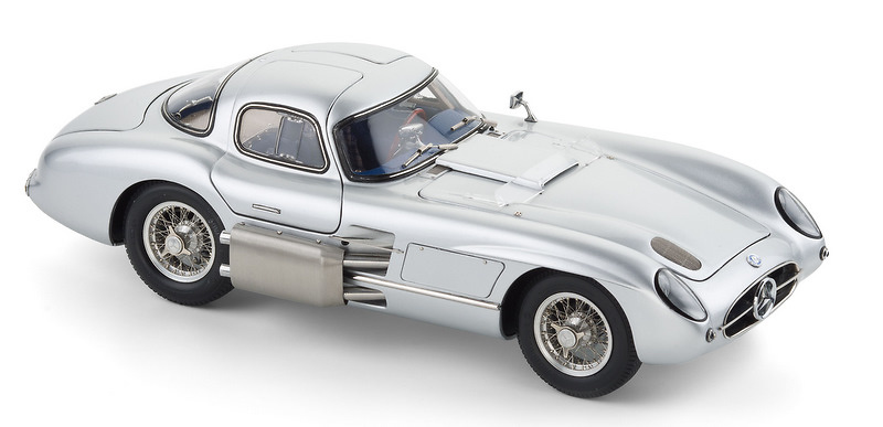 CMC M-088 Mercedes Benz 300 SLR Uhlenhaut Coupé (1955) CMC 1/18