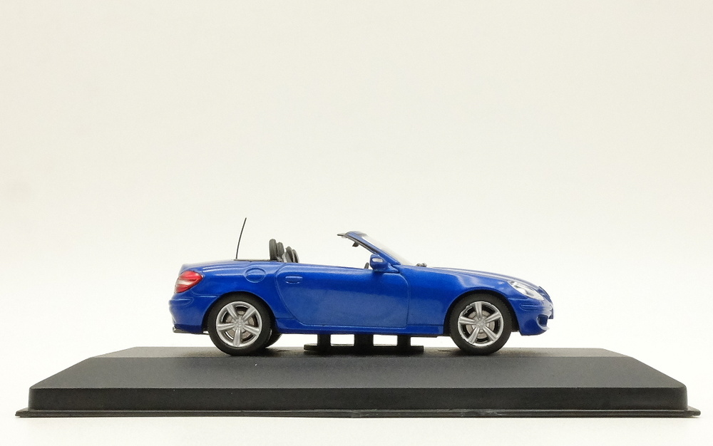 Mercedes Benz 350 SLK Roadster -R171- (2005) Altaya 1/43 