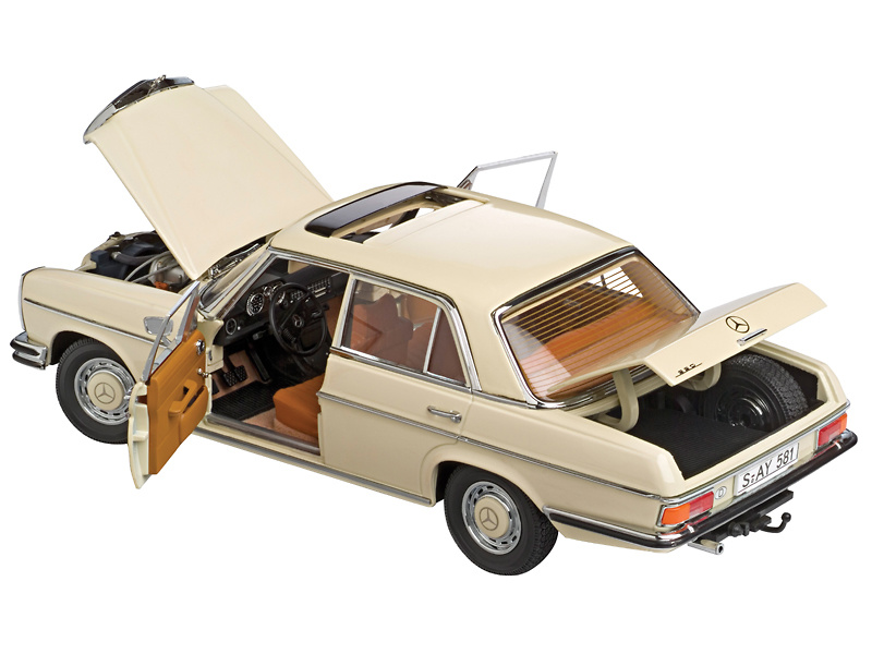 Mercedes Benz Strich 8 -W114- (1968) Sun Star 1/18 