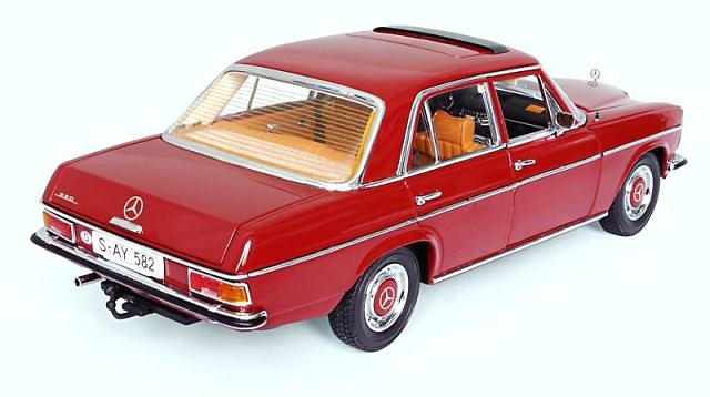 Mercedes Benz Strich 8 -W114- (1968) Sun Star 1/18 