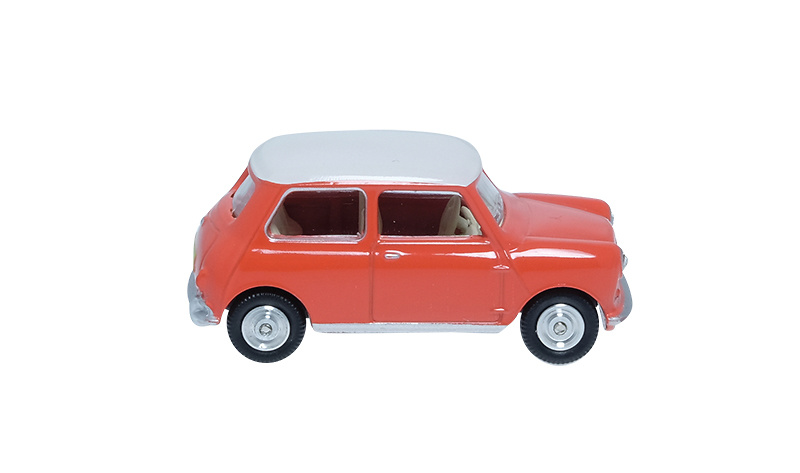 Morris Mini (1960) Minialuxe MB104-2SE 1/66 