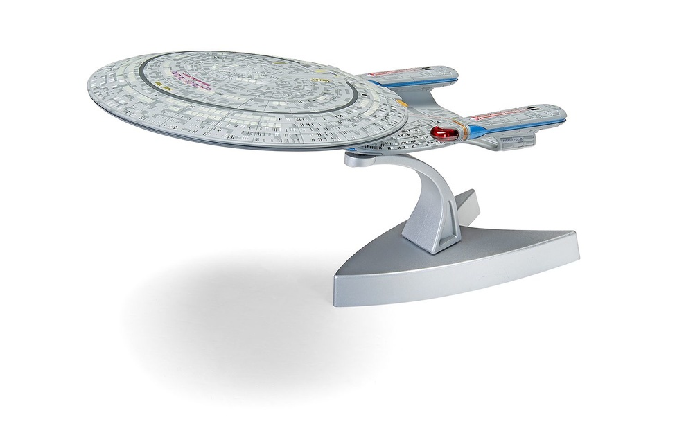 Star Trek - USS Enterprise NCC-1701-D (La Nueva Generación) Corgi CC96611 