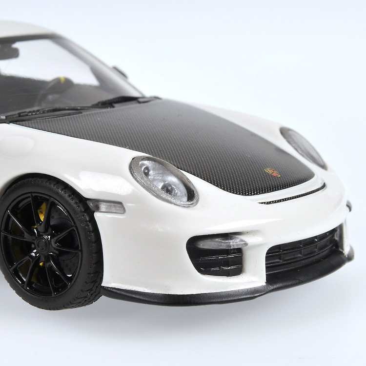 Porsche 911 GT2 RS -997 II- (2010) Minichamps 400069400 1/43 