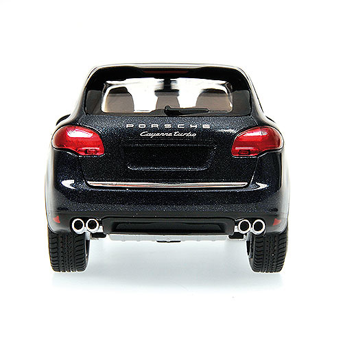 Porsche Cayenne Turbo (2010) Minichamps 400069270 1/43 