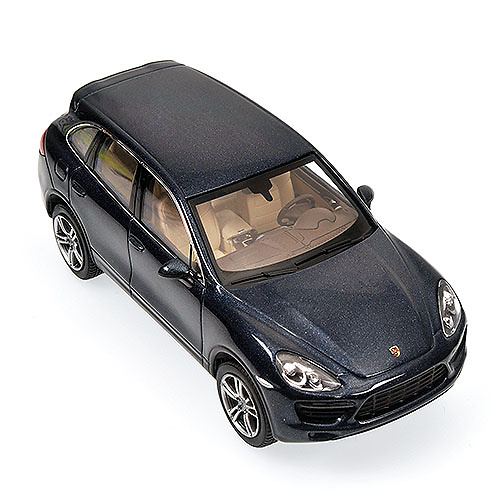 Porsche Cayenne Turbo (2010) Minichamps 400069270 1/43 