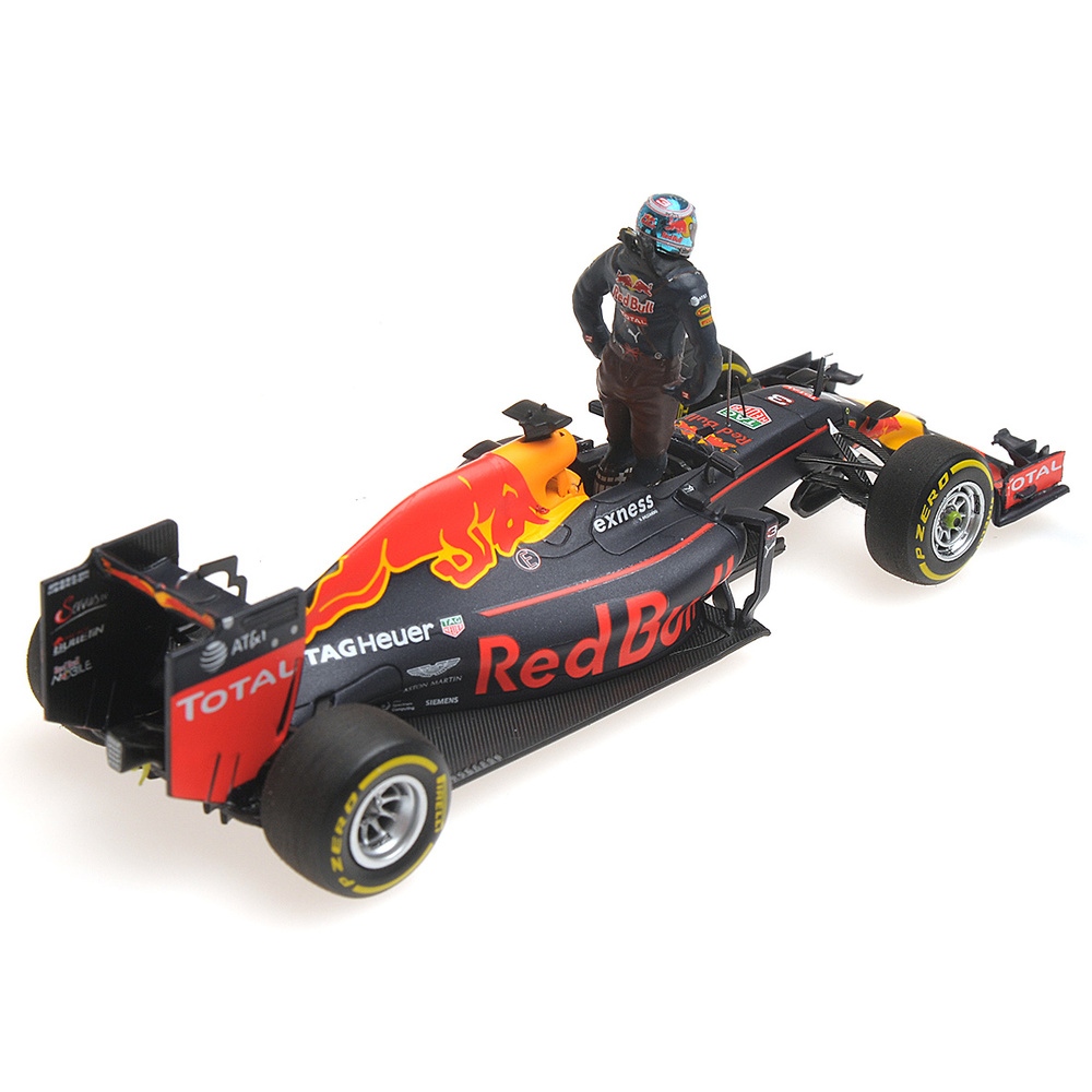 Red Bull RB12 