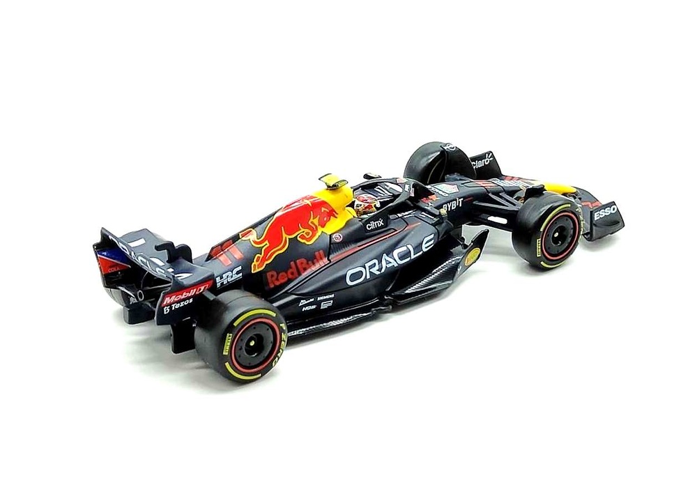 Red Bull RB18 nº 11 Sergio Pérez (2022) con piloto Bburago 1/43 