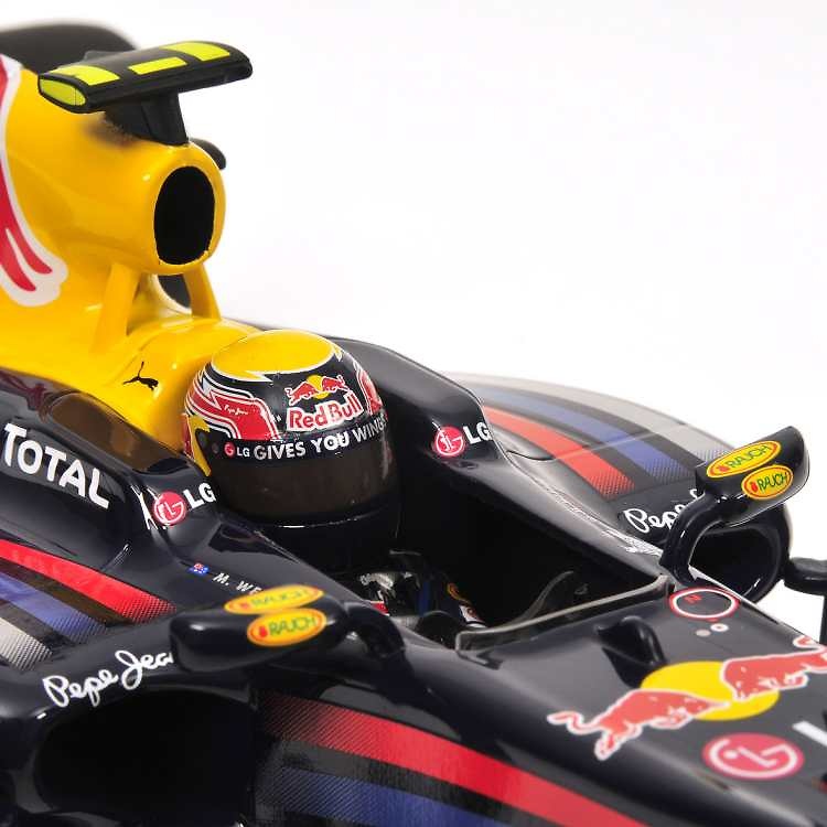 Red Bull RB6 nº 6 Mark Webber (2010) Minichamps 110100006 1/18 