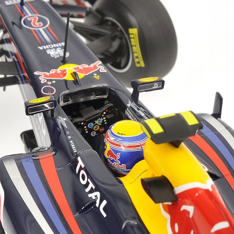 Red Bull RB7 nº 2 Mark Weber (2011) Minichamps 110110002 1/18 