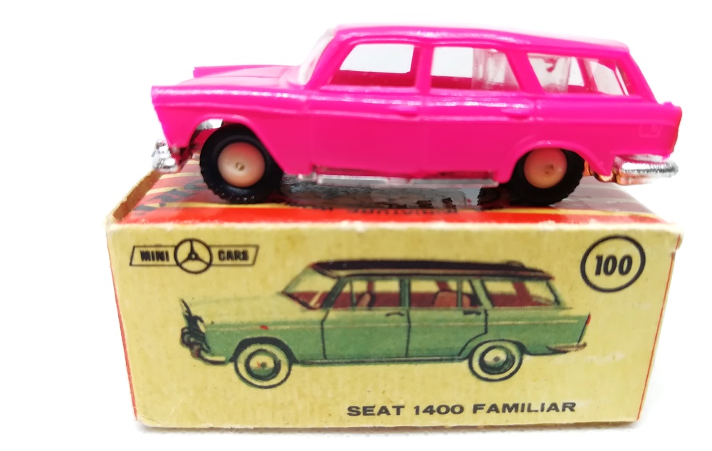 Seat 1400C Familiar (1960) Mini-Cars 100 1/86 