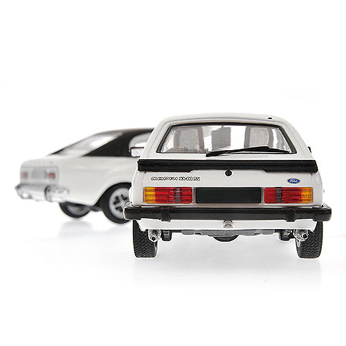 Set de 2 Ford Capri 