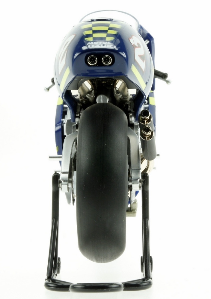 Suzuki RGV500 nº 2 Kenny Roberts Jr. (2000) Altaya MC42 1/12 