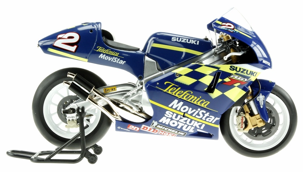 Suzuki RGV500 nº 2 Kenny Roberts Jr. (2000) Altaya MC42 1/12 