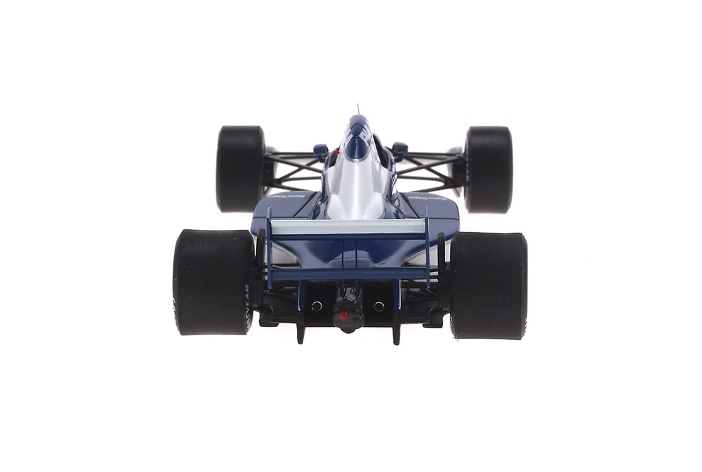 Tyrrell 018 