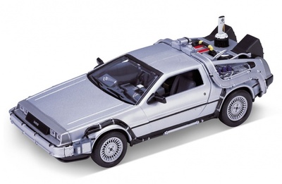 DeLorean "Regreso al Futuro II" Welly 1:24