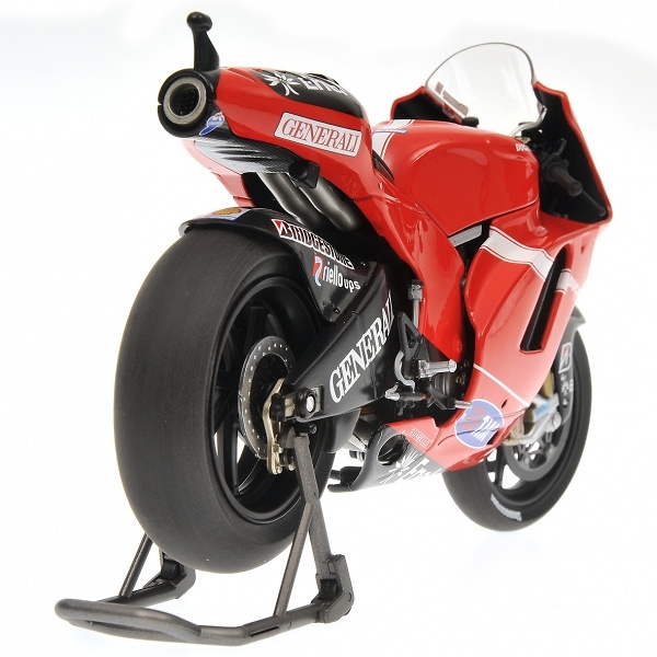 MINICHAMPS ミニチャンプス casey stoner 2009 ストーナー ドゥカティ-