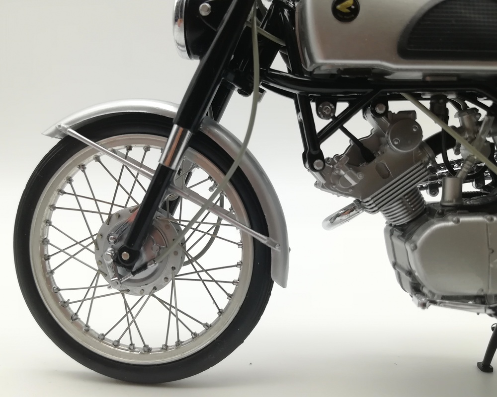 ＥＢＢＲＯ 1/10 HONDA CR110STREET 1962-