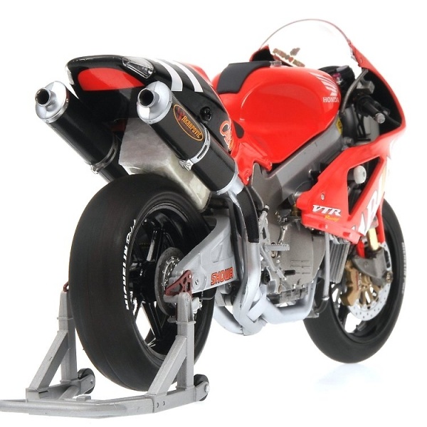 ミニチャンプス 1/12 ホンダ VTR1000 ロッシ 鈴鹿8耐 2001年 | www