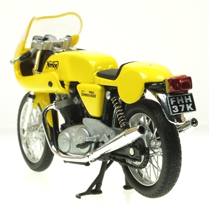 Norton 750 Commando Café Racer Solido 84035 1/18